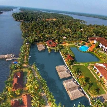 Plumeria Lake Resort & Spa Vayalar Екстер'єр фото