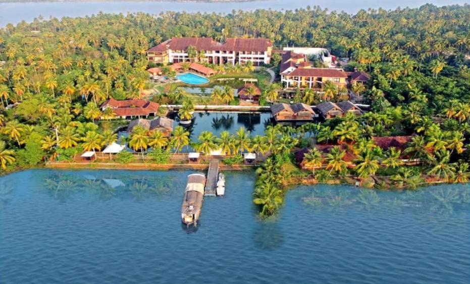 Plumeria Lake Resort & Spa Vayalar Екстер'єр фото