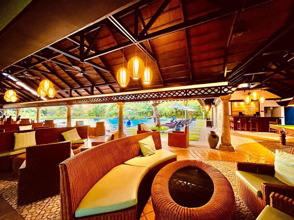 Plumeria Lake Resort & Spa Vayalar Екстер'єр фото